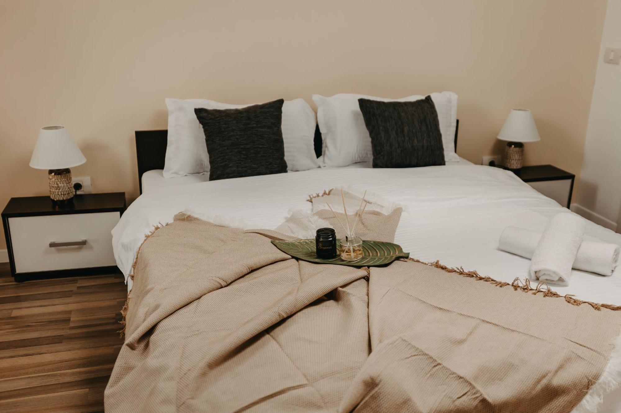 Tm Apartments ทิมิชัวรา ภายนอก รูปภาพ